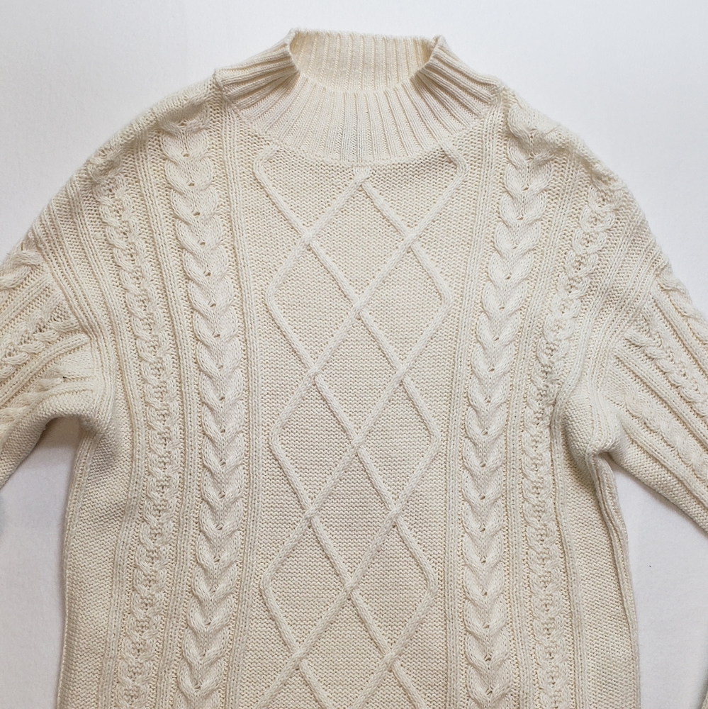 Gap Crew Neck Cable Knit Sweater, Ivory Size:S/P